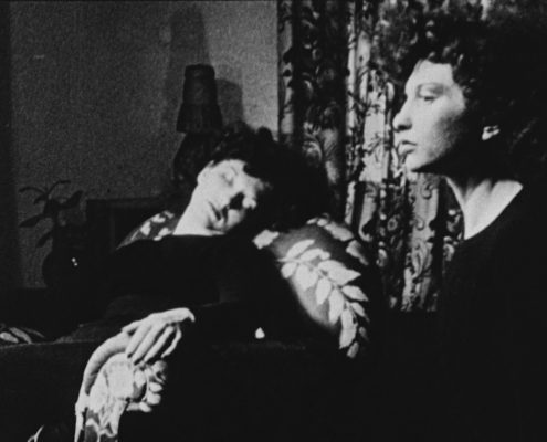 Meshes of the Afternoon (1943)